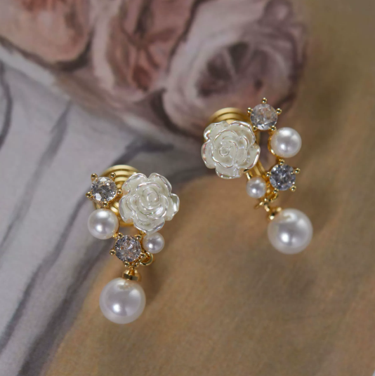 Minimalist Floral Pearl Drop Earrings – Elegant Crystal Flower Earrings for Women – Elegant Everyday Jewelry for Women