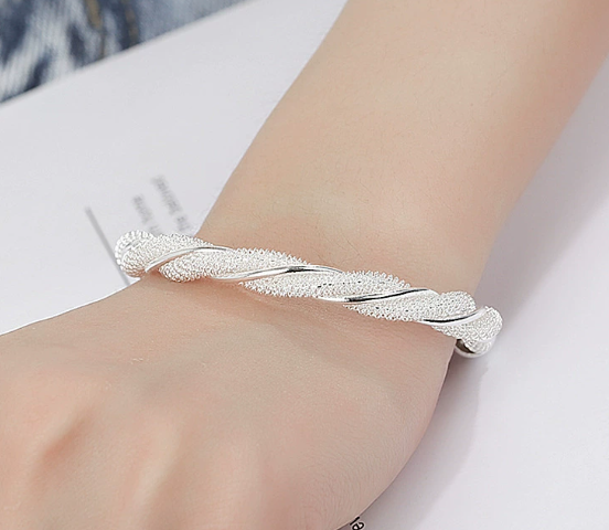 Minimalist Twisted Open Cuff Bracelet – Minimalist Adjustable Silver Bracelet for Women – Elegant Everyday Jewelry for Women