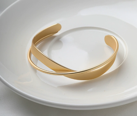 Minimalist Minimalist Gold Open Cuff Bracelet – Adjustable Elegant Bangle for Women – Elegant Everyday Jewelry for Women