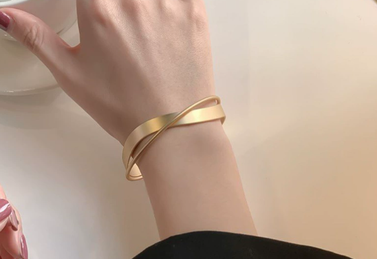 Minimalist Minimalist Gold Open Cuff Bracelet – Adjustable Elegant Bangle for Women – Elegant Everyday Jewelry for Women