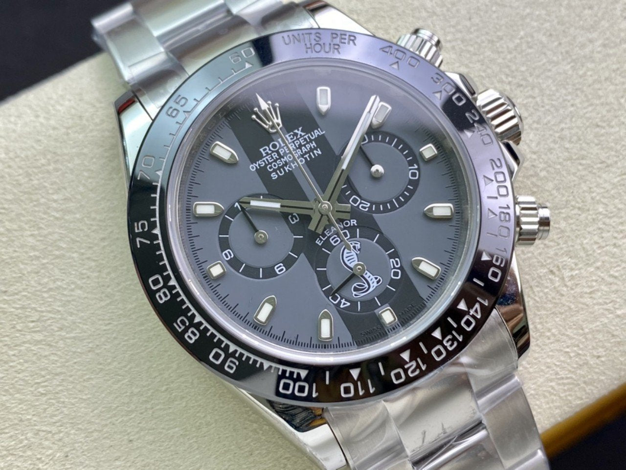 DAYTONA 40 BLACK CERAMIC BEZEL CUSTOM ELEANOR DIAL